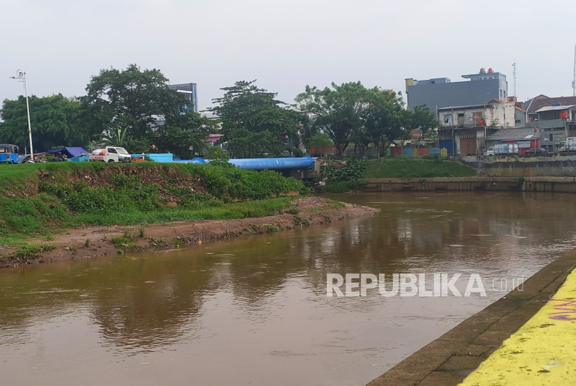 Tahi Lalat di Bawah Dagu: Petunjuk Mayat Tanpa Kepala Ciliwung adalah Pegawai Kemendagri OS
