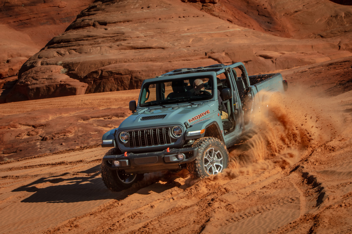 Tested the Nissan Frontier and Jeep Gladiator Back-to-Back – My Unfiltered Take