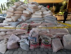Polisi Ungkap Pabrik Pupuk Palsu di Boyolali, Ini Mereknya Polisi Ungkap Pabrik Pupuk Palsu di Boyolali, Ini Mereknya
