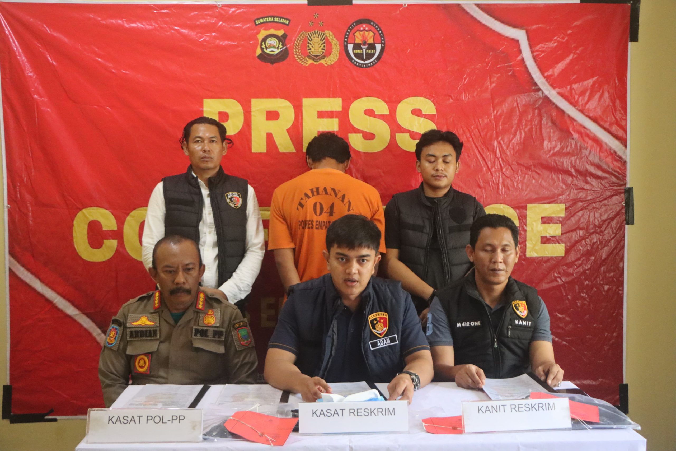 Pria di Empat Lawang Ditangkap Usai Simpan Senjata Ilegal