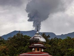 BPBD Jabar Siaga Hadapi Ancaman Erupsi Gunung Guntur di Garut