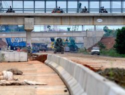 Jalan Tol Betung-Tempino-Jambi Potong Waktu Tempuh Jadi 2 Jam Jalan Tol Betung-Tempino-Jambi Potong Waktu Tempuh Jadi 2 Jam