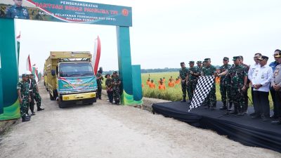 Panglima TNI Bantu 40 Ton Beras untuk SPPG Sumut