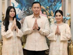 5 Potret Bahagia Annisa Pohan dan AHY Rayakan Ultah Pernikahan ke-20, Kehidupan Bersama yang Penuh Perjuangan 5 Potret Bahagia Annisa Pohan dan AHY Rayakan Ultah Pernikahan ke-20, Kehidupan Bersama yang Penuh Perjuangan