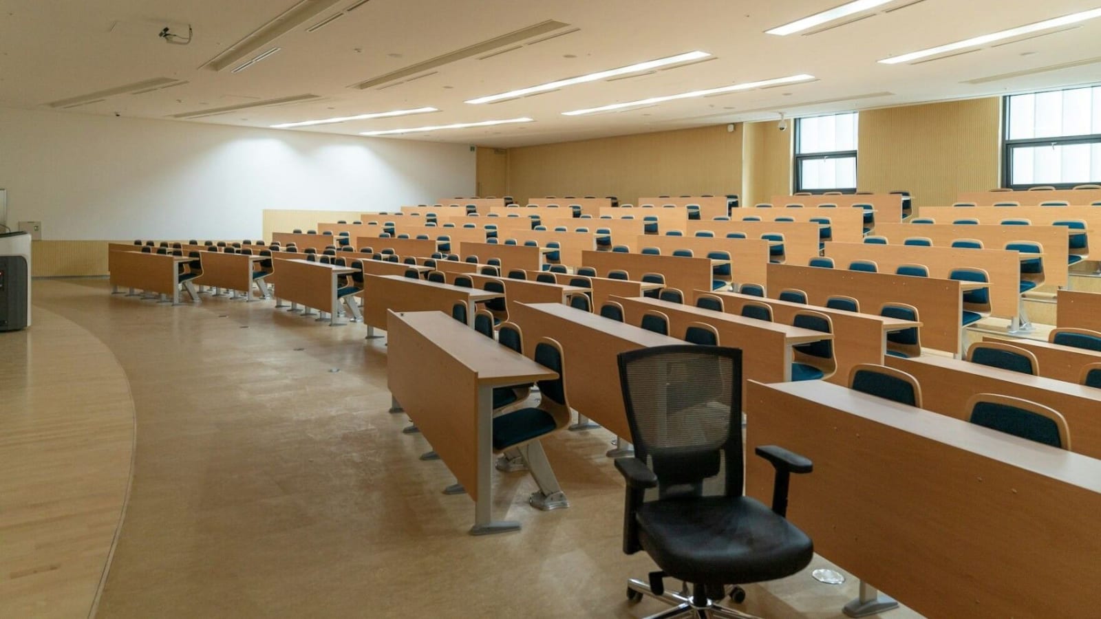 Concerns about ICE Prompt University to Offer Online Classes