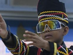 Dikha Aura Dapat Beasiswa dari Menteri Kebudayaan Dikha Aura Dapat Beasiswa dari Menteri Kebudayaan