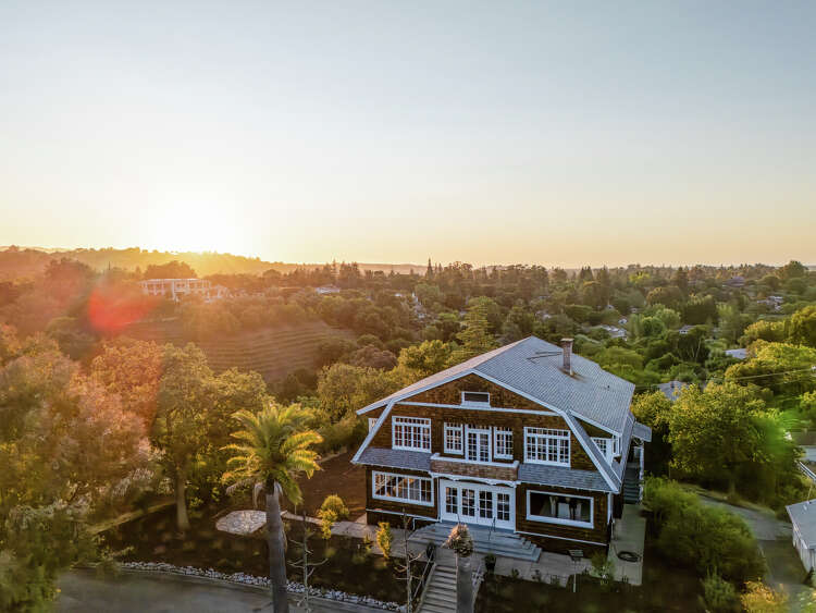 Stanford Physicist’s Bay Area Home Listed After 70 Years