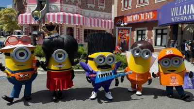 New Villain-Con Minion Meet and Greet at Universal Studios Japan