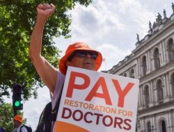 Health Secretary Meets BMA to Avert Strikes
