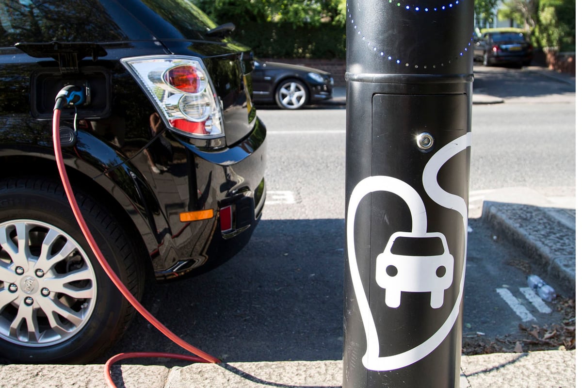 Uber drivers say mayor’s electric levy will slow clean air progress