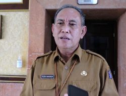 Pemkot Surabaya Berikan Seragam Gratis untuk Siswa Kurang Mampu Usai MPLS Pemkot Surabaya Berikan Seragam Gratis untuk Siswa Kurang Mampu Usai MPLS