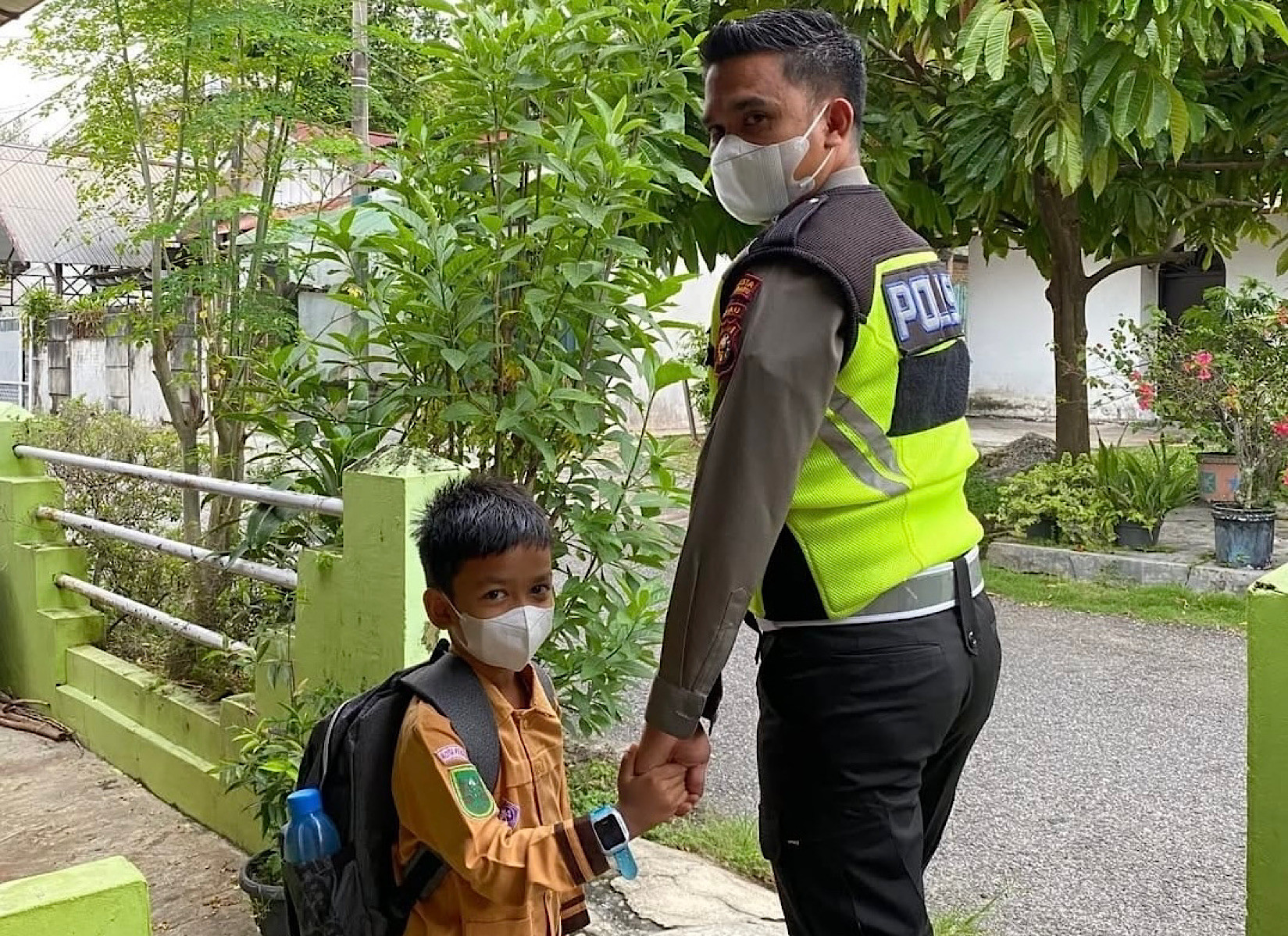 Hari Ini Bripka Yacub Bahagia Usai 4 Tahun Tak Antar Anak ke Sekolah