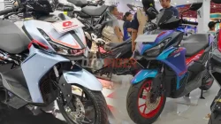 Perbandingan Fitur dan Mesin Yamaha Aerox CyberCity vs QJMotor Viento 180