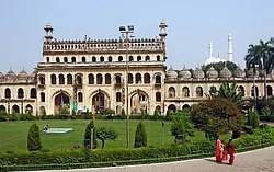 Uttar Pradesh Leads Swachh Survekshan 2024; Lucknow Claims First 7-Star Clean City Title Uttar Pradesh Leads Swachh Survekshan 2024; Lucknow Claims First 7-Star Clean City Title
