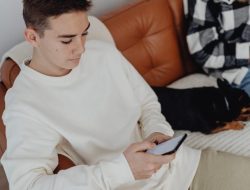 7 Tanda Kamu Tanpa Sadar Menipu Perasaan Pacar 7 Tanda Kamu Tanpa Sadar Menipu Perasaan Pacar