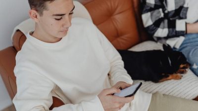 7 Tanda Kamu Tanpa Sadar Menipu Perasaan Pacar
