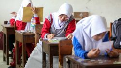 Aturan Baru KDM Bikin Siswa Cirebon Berangkat Sekolah Pukul 05.00