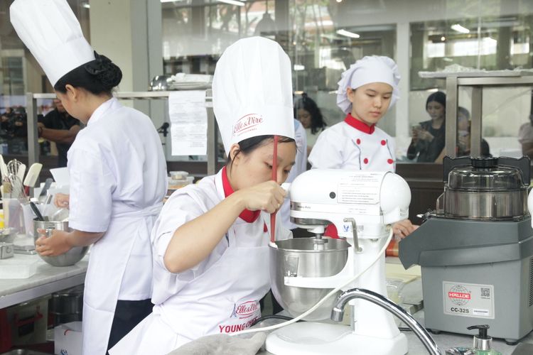 Kompetisi Chef Buka Peluang Global bagi Talent Kuliner Muda Indonesia