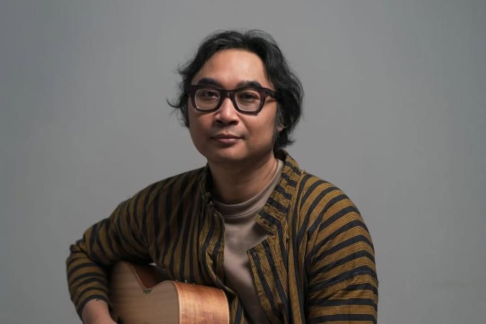 Lirik dan Makna Lagu “Gaze” oleh Adhitia Sofyan, Soundtrack Film ‘SORE’