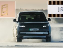 Jaguar Land Rover Pushes Back Electric Vehicle Launch Jaguar Land Rover Pushes Back Electric Vehicle Launch