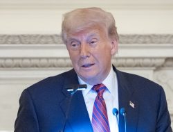 Trump’s Approval Rating Plummets Faster, Says Nate Silver Trump’s Approval Rating Plummets Faster, Says Nate Silver