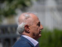 Lawyer shaves head in protest – but leaves a spot Lawyer shaves head in protest – but leaves a spot