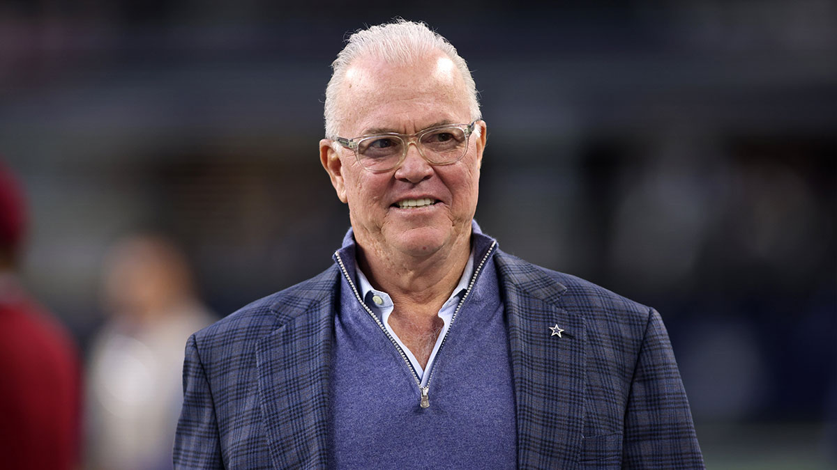 Cowboys’ Stephen Jones Hilariously Halts Jerry Jones’ Reporter Rant