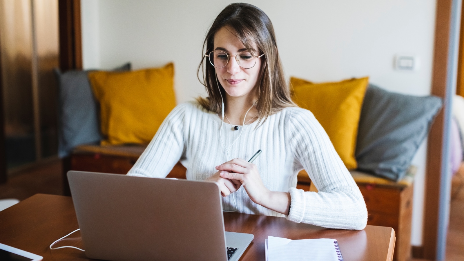Top 7 Remote-Friendly Jobs to Shift to in 2025