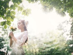 7 Inspirasi Foto Pre-Wedding Luar Ruang Hemat dan Menarik