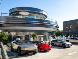 Tesla’s Coolest Innovation Yet: Inside Its Futuristic Drive-In Diner Tesla’s Coolest Innovation Yet: Inside Its Futuristic Drive-In Diner