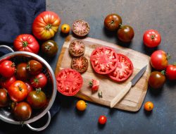 The Ultimate Tomato Sandwich Hack