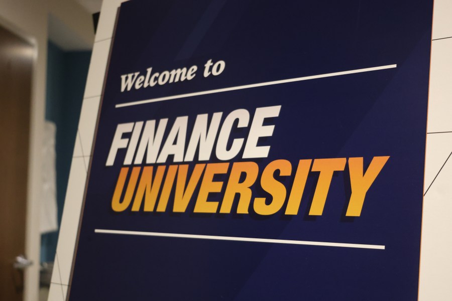 WVU Hosts K-12 Educators for Finance Conference