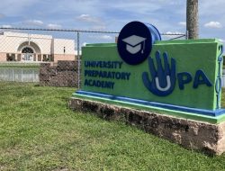 Palm Beach County Charter School Closes, Leaving Parents in Chaos Palm Beach County Charter School Closes, Leaving Parents in Chaos