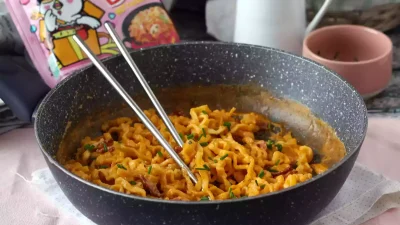 How to Make Buldak Carbonara Ramen with Milk and Cheese!