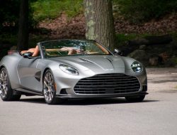 Aston Martin Vanquish Volante: The Ultimate Thrill-Seeker’s Escape