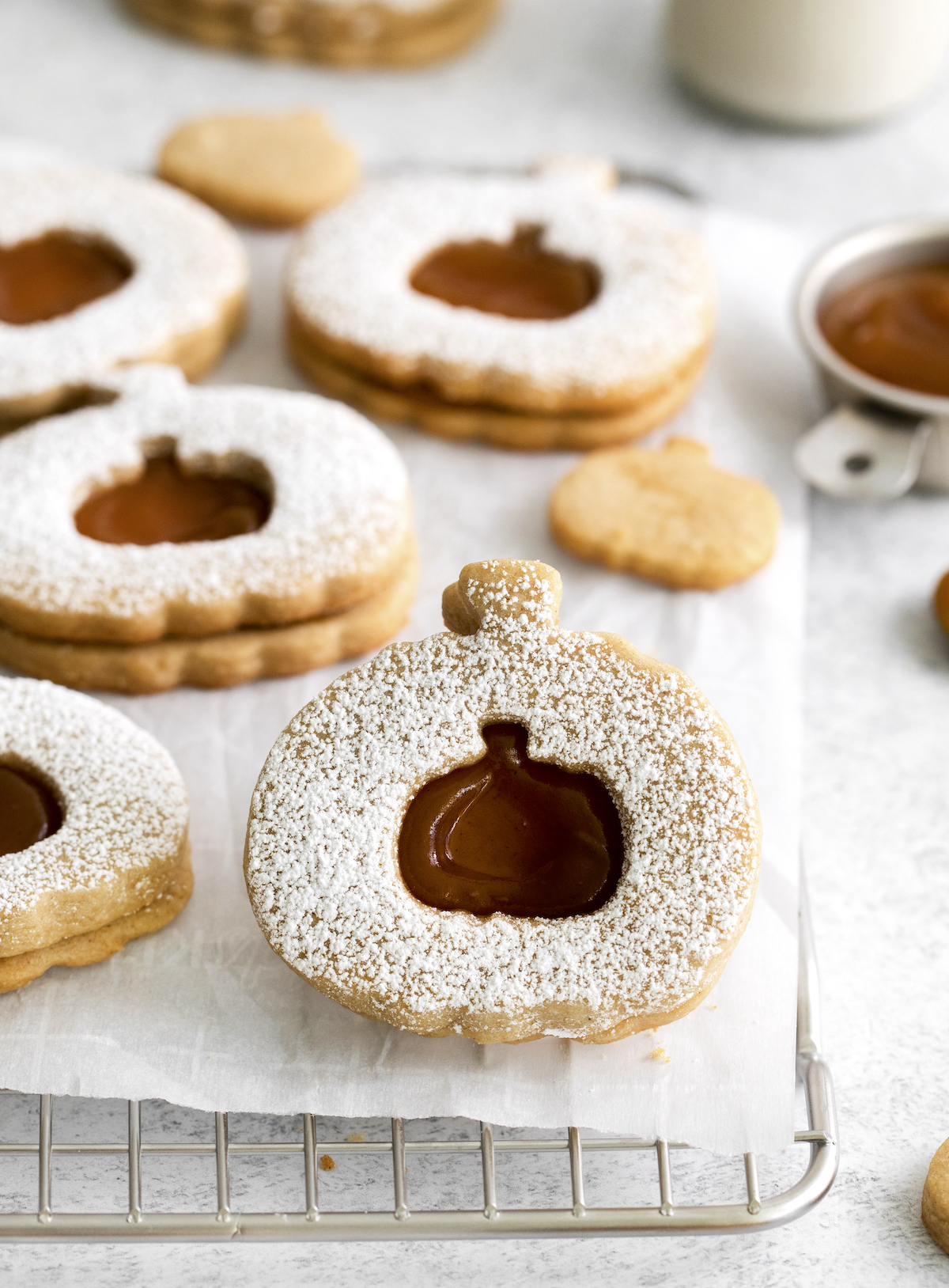 Spiced Pumpkin Linzer Cookies with Sweet Filling