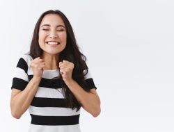 Hasrat dan Disiplin Tinggi! 5 Zodiak Ini Bakal Dapat Keberuntungan Besar Hari Ini, 23 Juli 2025