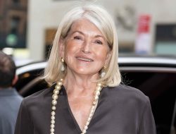 Martha Stewart, 83, Swears by These Podiatrist-Approved Sneakers for All Ages Martha Stewart, 83, Swears by These Podiatrist-Approved Sneakers for All Ages