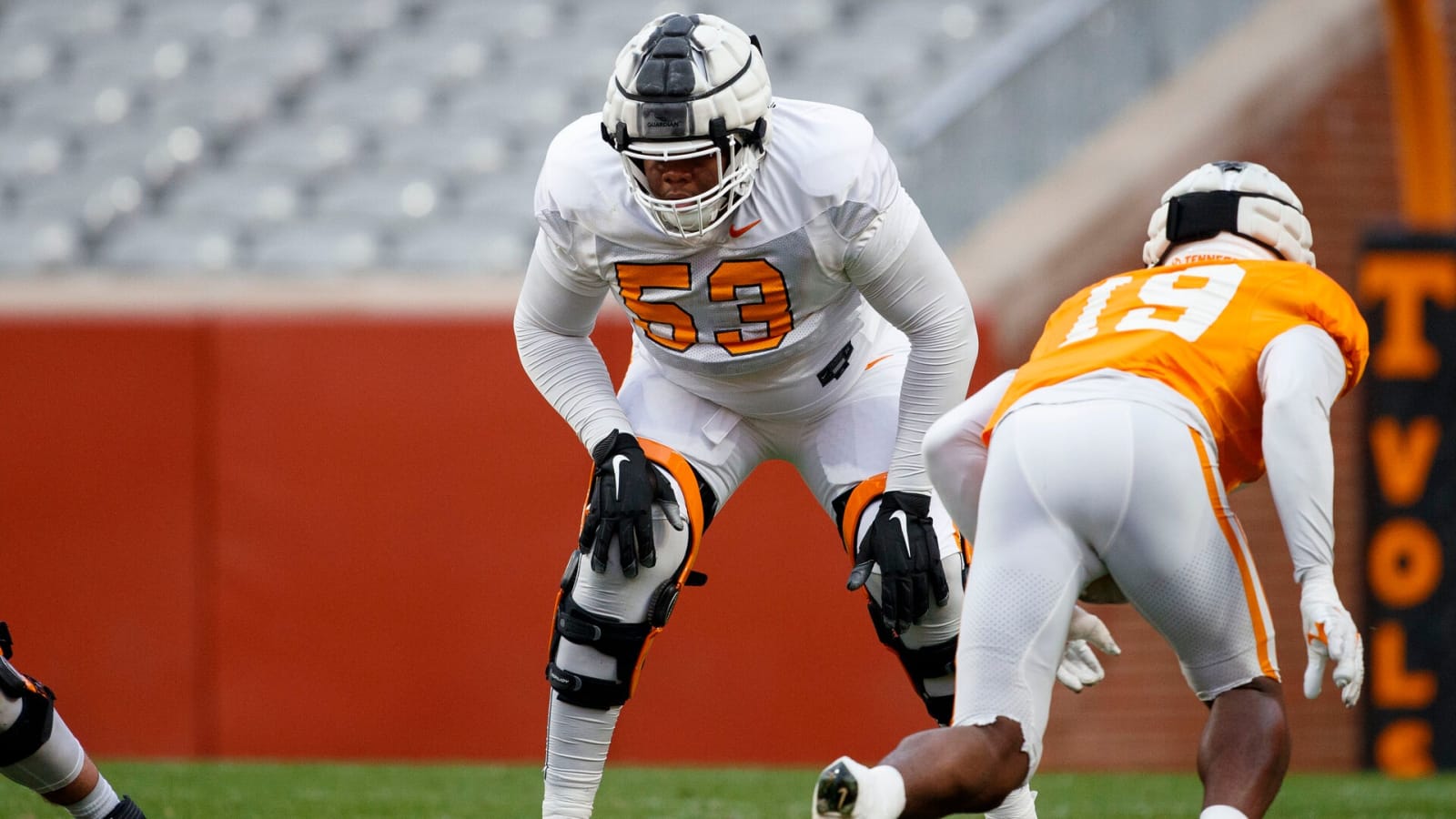 McElroy and Cubelic Doubt Tennessee’s Offensive Line Ahead of 2025