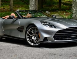 Aston Martin Vanquish Volante: The 0,000 Daily Driver