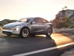 Tesla Model Y Now Open for Registration Across India – Who Will Claim It First?