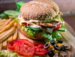 6 Unavailable Fast Food Chains in the U.S. 6 Unavailable Fast Food Chains in the U.S.