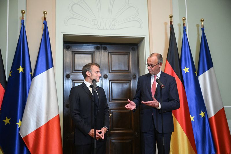 Tariffs and Tensions Cast Shadow Over Merz and Macron’s Dinner Talks