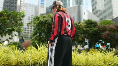 7 Potret Atta Halilintar Nonton AC Milan vs Arsenal di Singapura