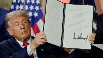 Trump’s AI Push for Allies, Easing Environmental Rules