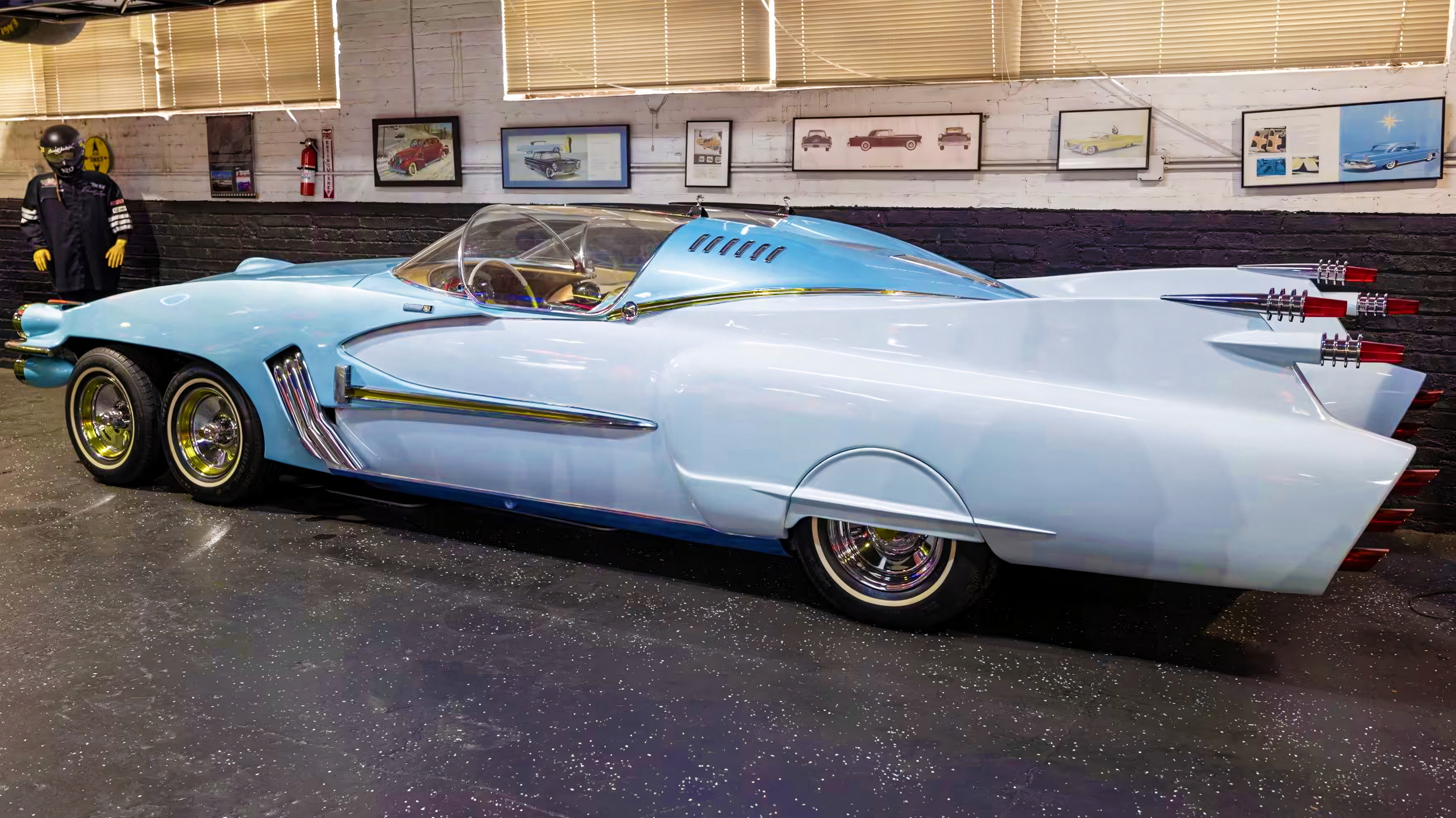 A Flying Saucer on Wheels Heads to Auction