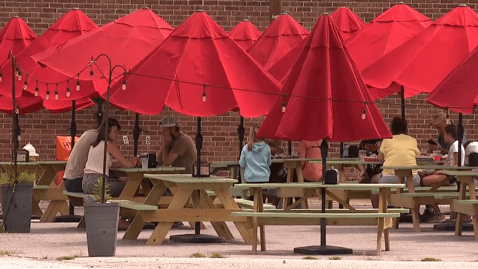 7th Avenue’s Comeback: Revitalized Street Breathes New Life into Hendersonville