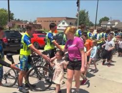 Cyclists Ride Across U.S. to Promote Disability Awareness in Chicago