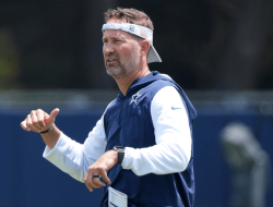 Hype Man: Brian Schottenheimer Energizes CeeDee Lamb and George Pickens at Cowboys Training Camp Hype Man: Brian Schottenheimer Energizes CeeDee Lamb and George Pickens at Cowboys Training Camp