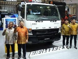 KTB Perkenalkan Teknologi Inovatif Fuso Fighter X FM65F di GIIAS 2025